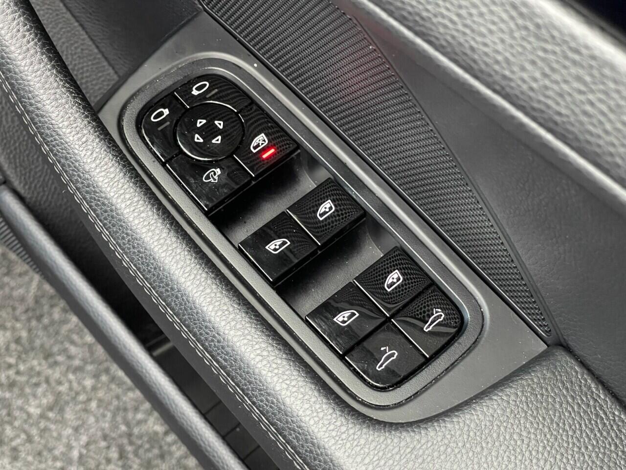 Used Porsche Panamera 2019 for sale - 77939330: Photo 30