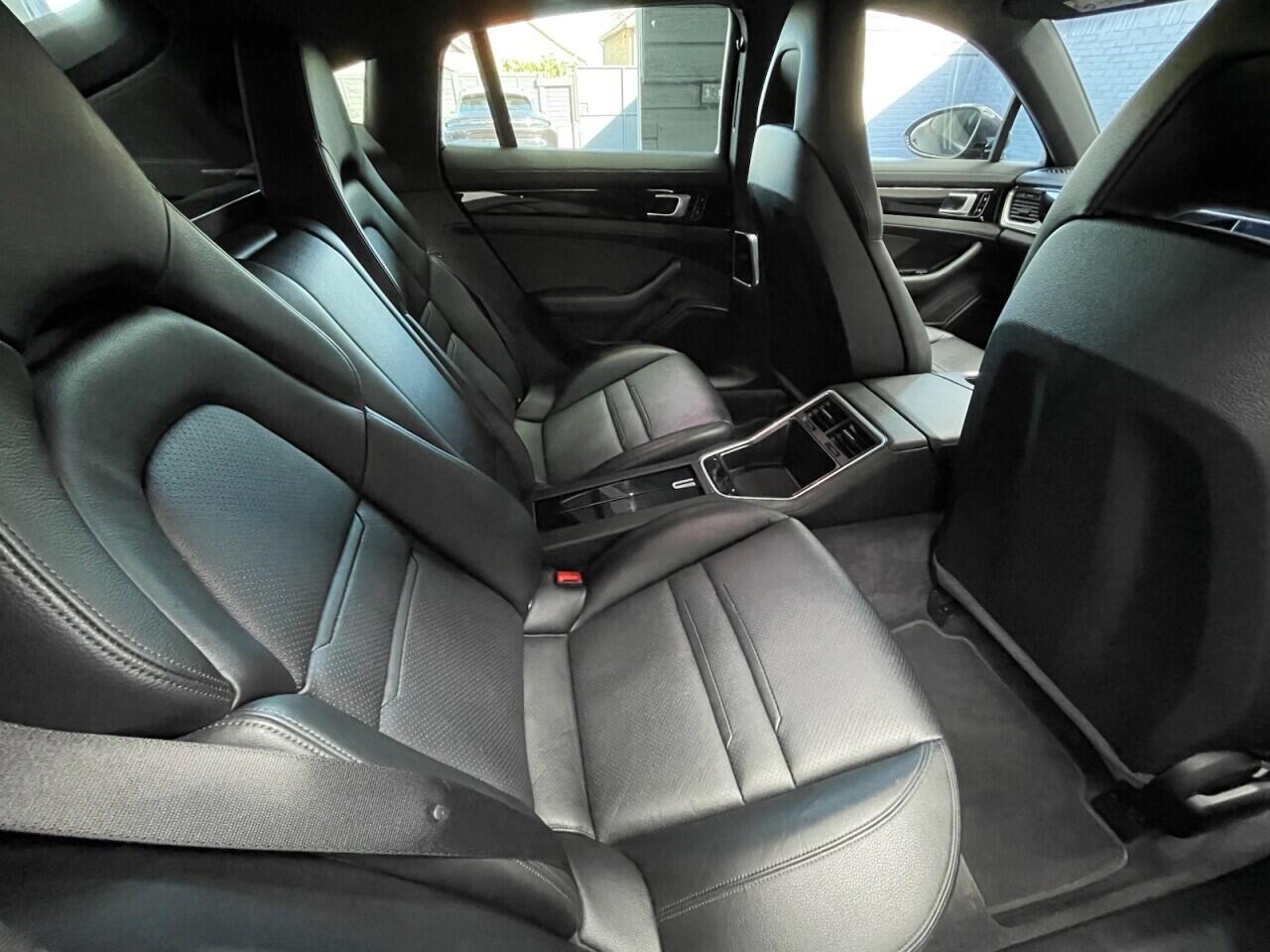 Used Porsche Panamera 2019 for sale - 77939330: Photo 32