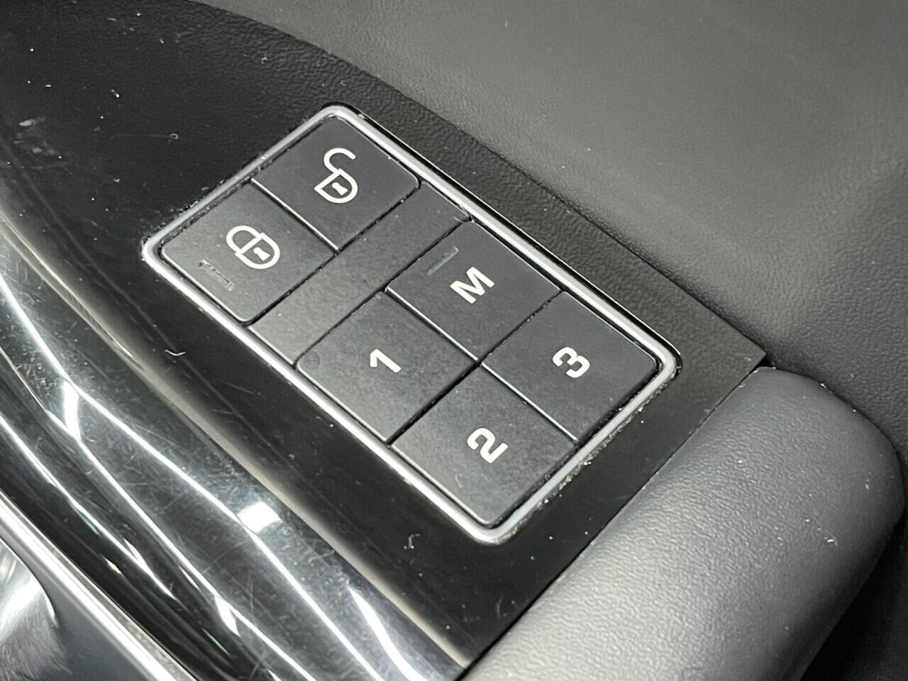 Used Land Rover Range Rover Sport 2020 for sale - 76865236: Photo 36