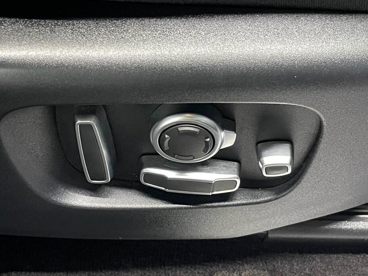 Used Land Rover Range Rover Sport 2020 for sale - 76865236: Photo 37