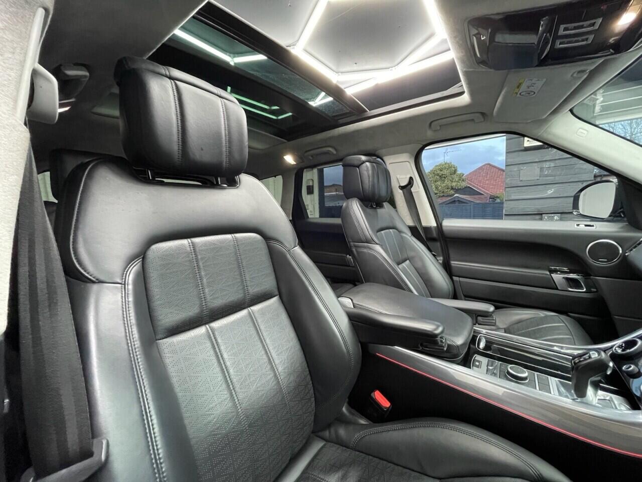 Used Land Rover Range Rover Sport 2020 for sale - 76865236: Photo 4