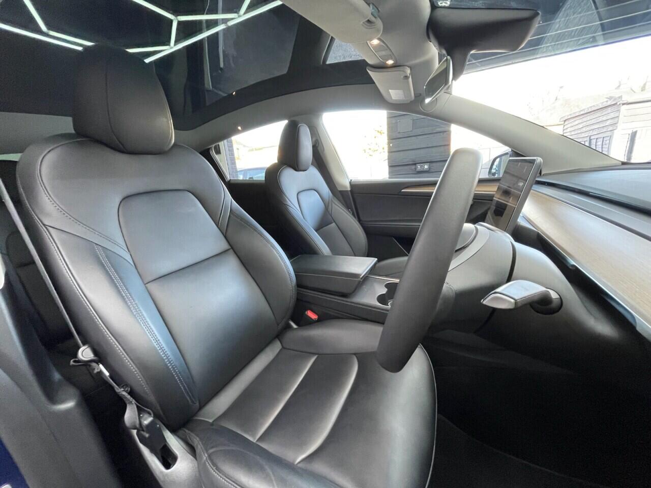 Used Tesla Model Y 2024 for sale - 77838695: Photo 4