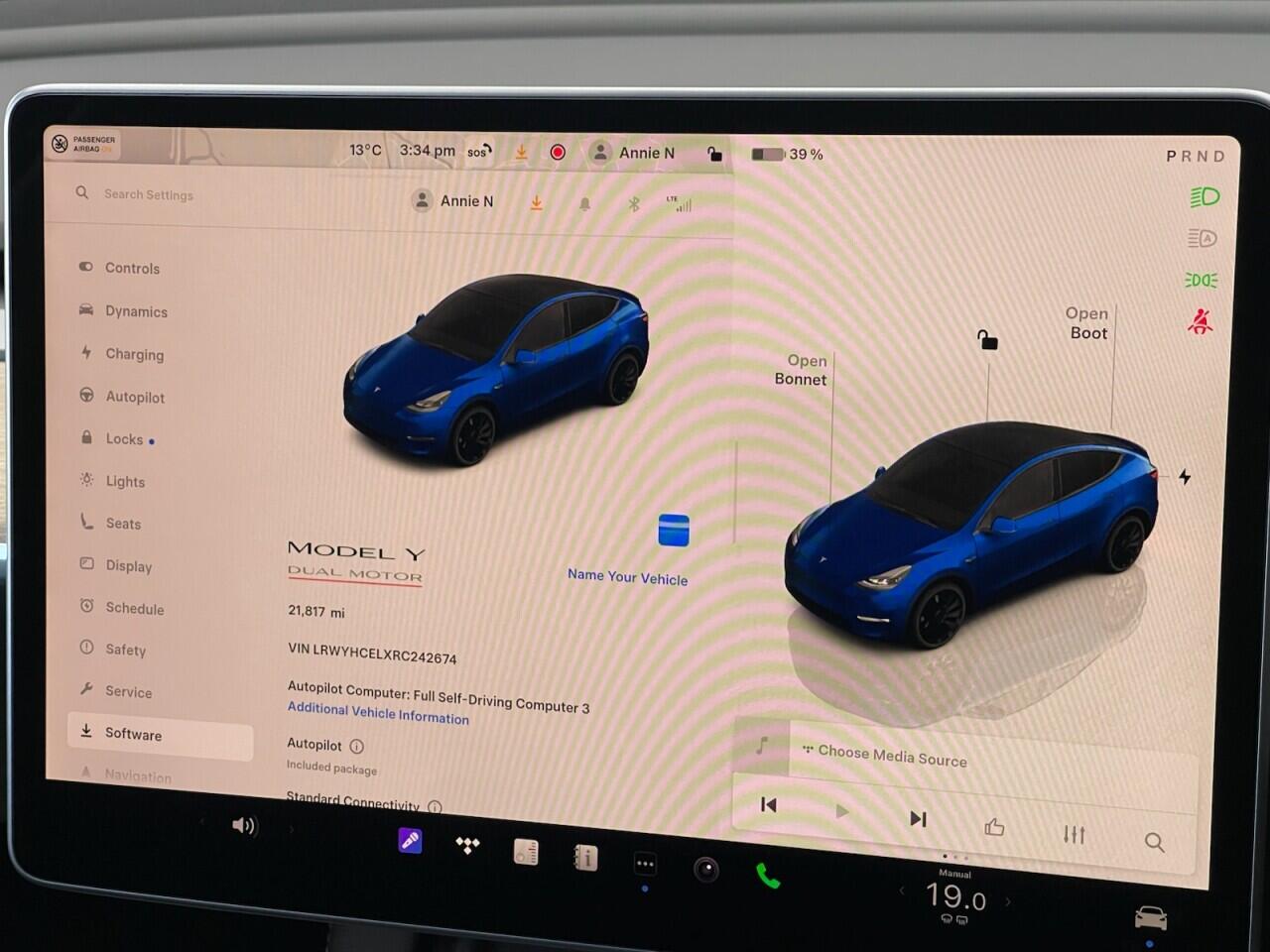 Used Tesla Model Y 2024 for sale - 77838695: Photo 44