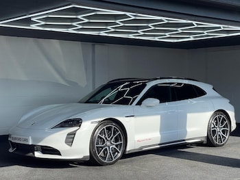 Used Porsche Taycan 2022 for sale - 78998919: Photo