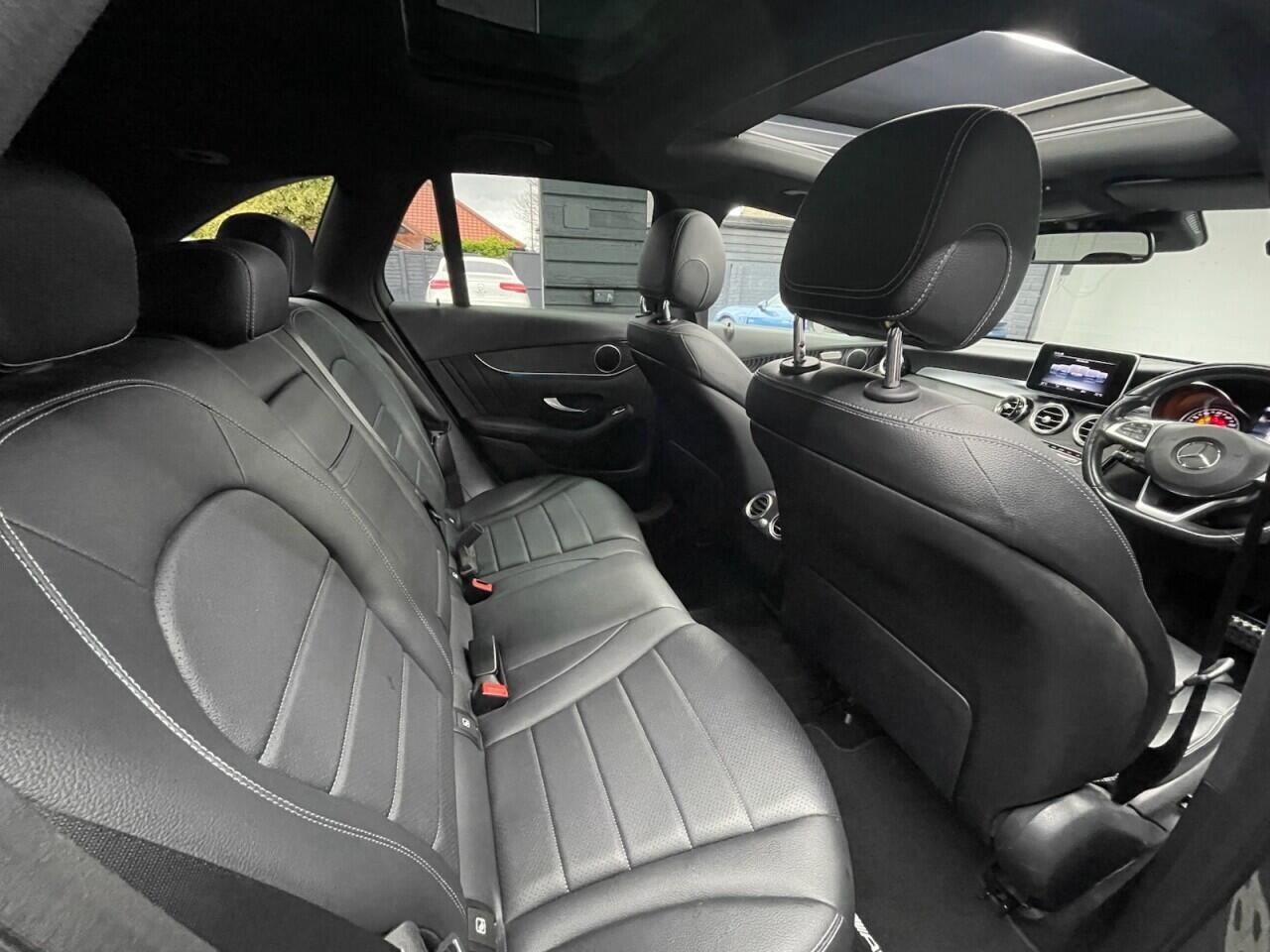 Used Mercedes-Benz GLC 2019 for sale - 76743234: Photo 11