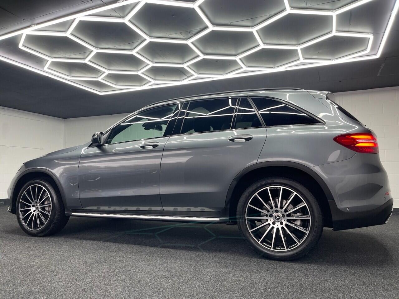 Used Mercedes-Benz GLC 2019 for sale - 76743234: Photo 14