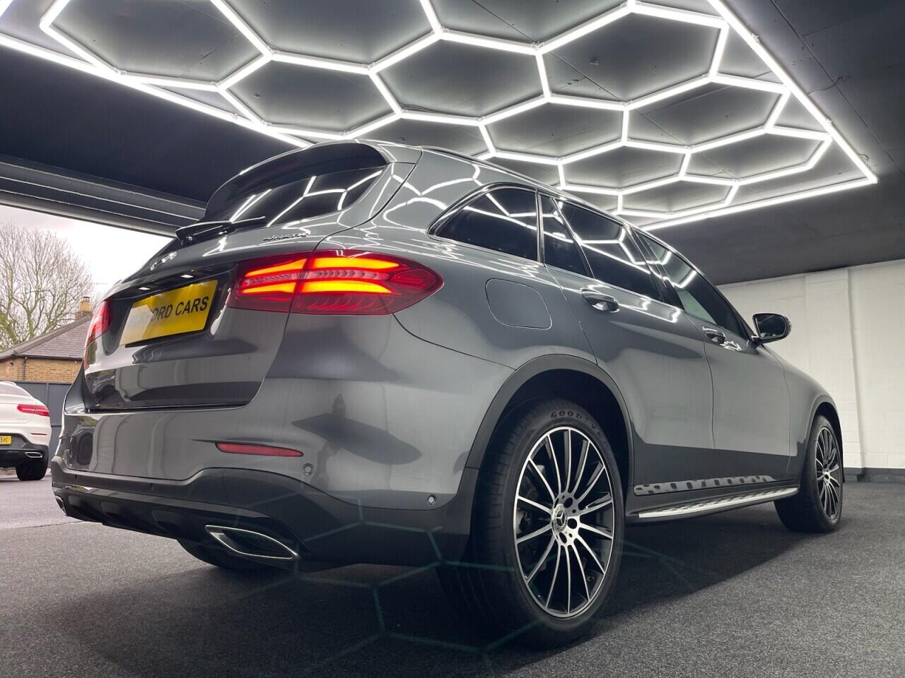 Used Mercedes-Benz GLC 2019 for sale - 76743234: Photo 18