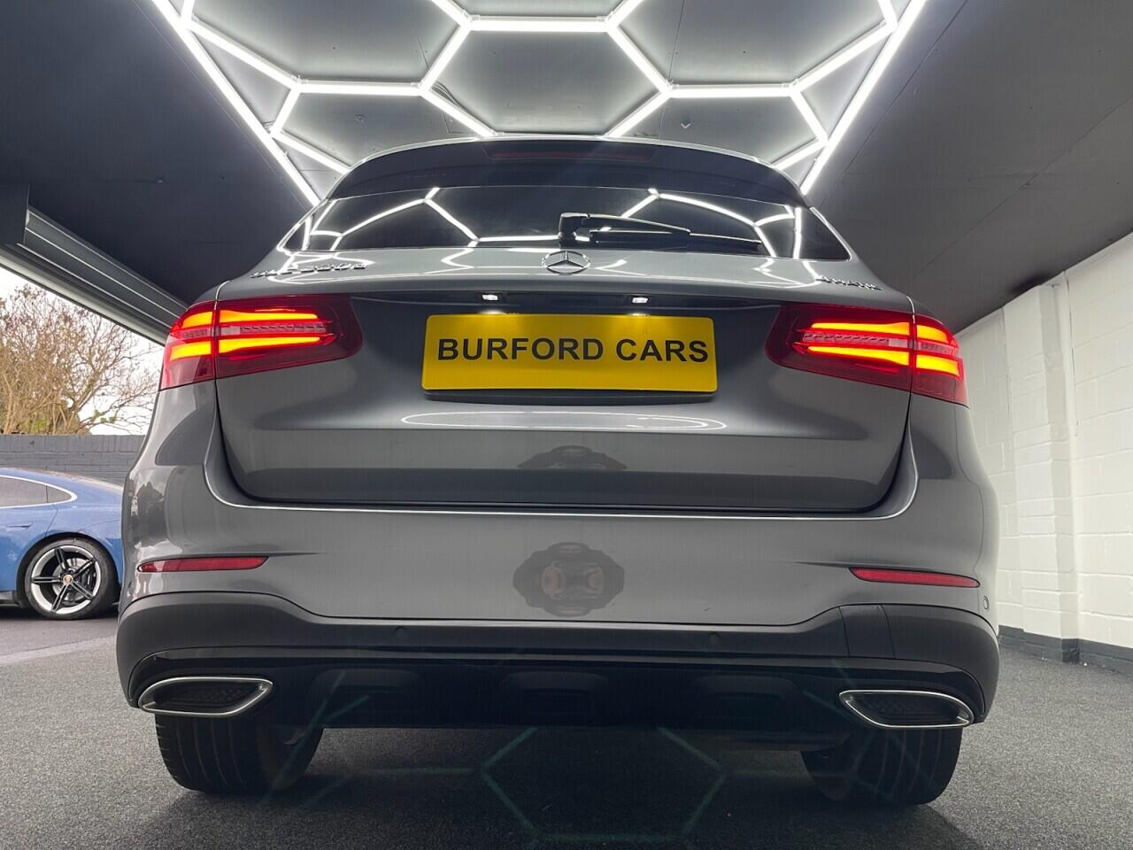 Used Mercedes-Benz GLC 2019 for sale - 76743234: Photo 3