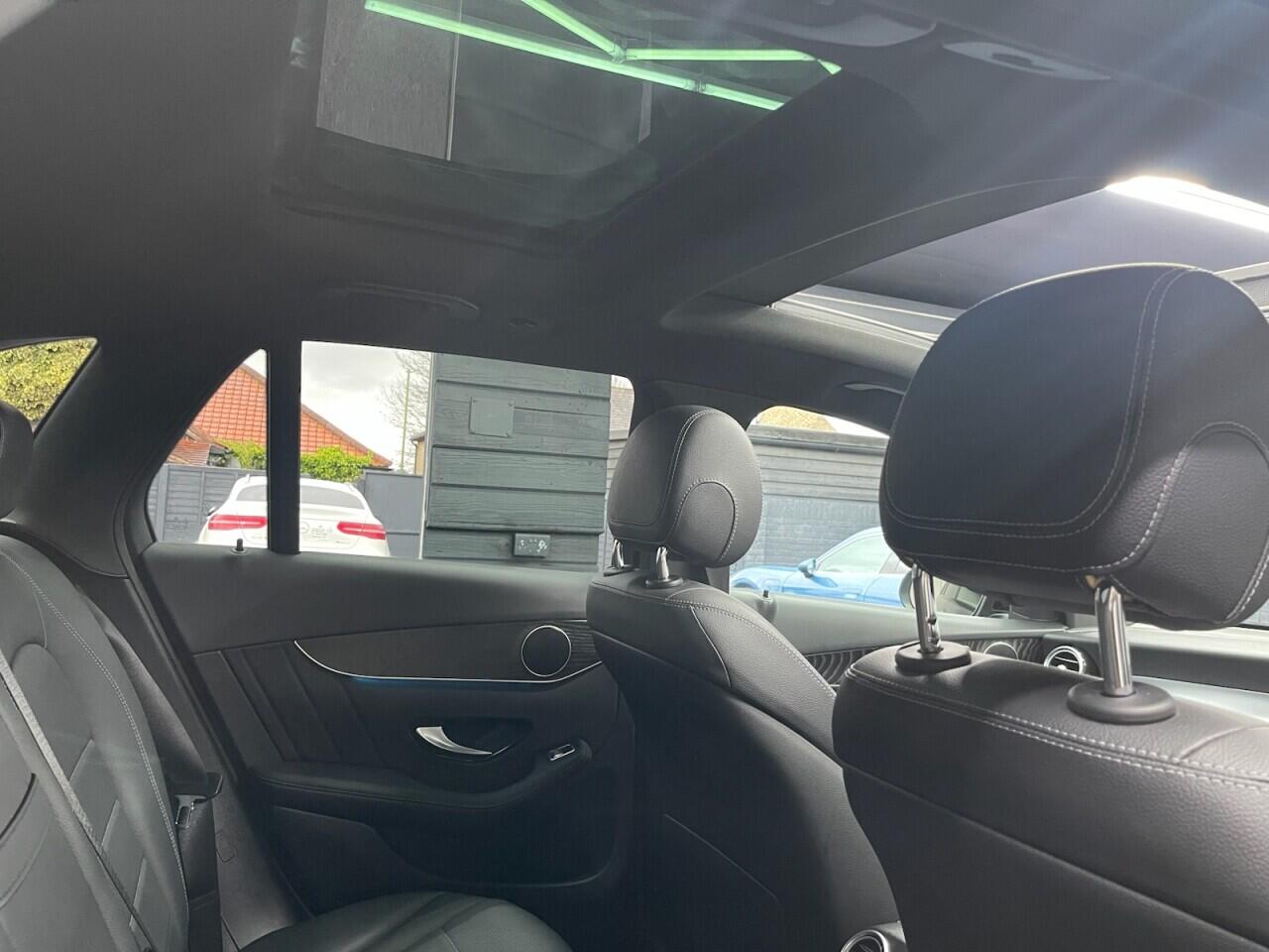 Used Mercedes-Benz GLC 2019 for sale - 76743234: Photo 32