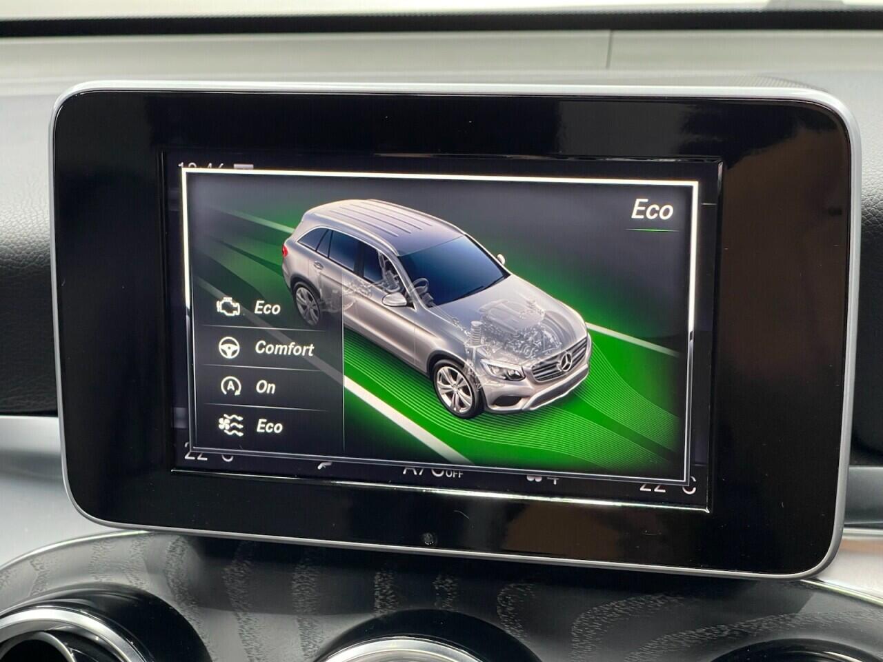 Used Mercedes-Benz GLC 2019 for sale - 76743234: Photo 39