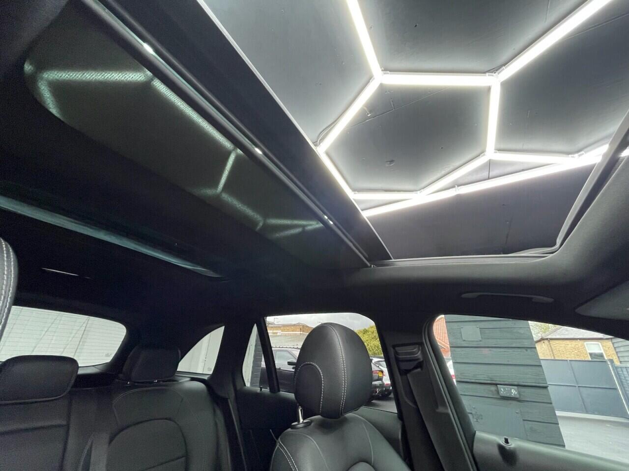 Used Mercedes-Benz GLC 2019 for sale - 76743234: Photo 49