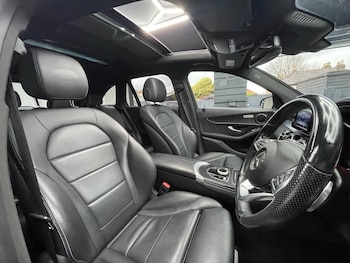 Used Mercedes-Benz GLC 2019 for sale - 76743234: Photo