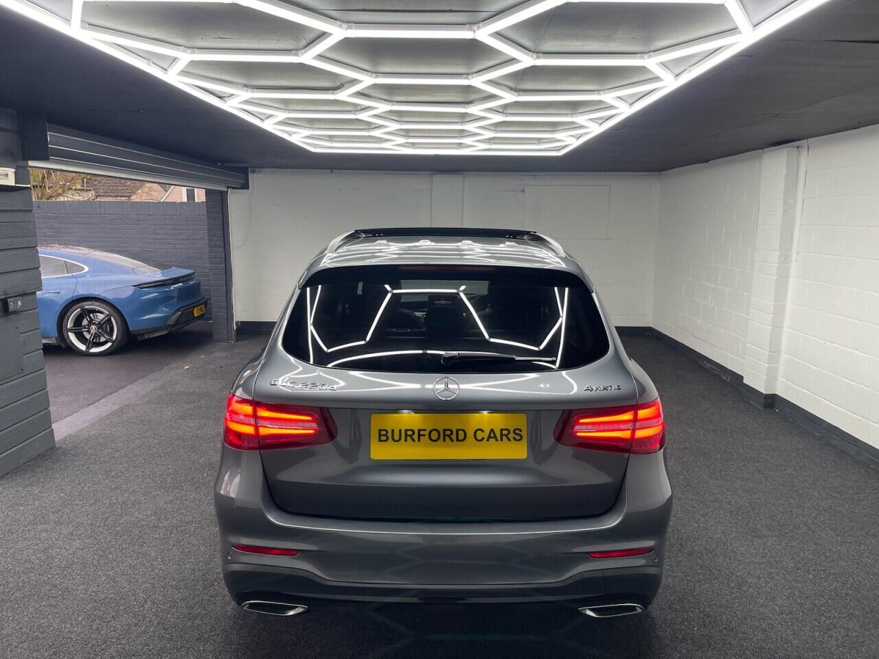 Used Mercedes-Benz GLC 2019 for sale - 76743234: Photo 8