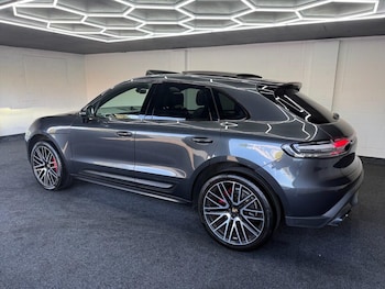 Used Porsche Macan 2022 for sale - 79361335: Photo