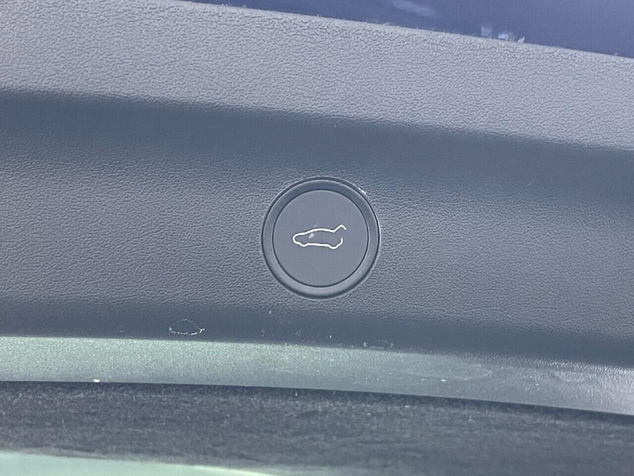 Used Tesla Model Y 2024 for sale - 78115879: Photo 29