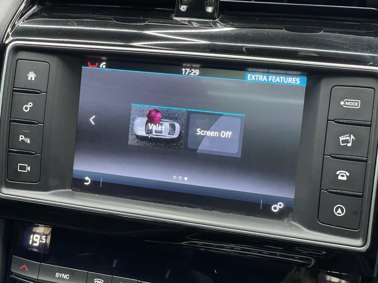 Used Jaguar F-Pace 2016 for sale - 76989746: Photo 49