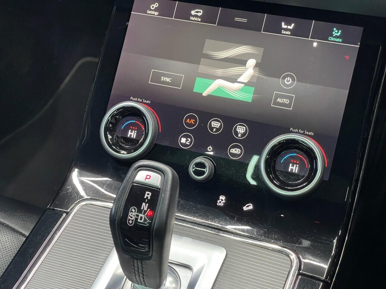 Used Land Rover Range Rover Evoque 2019 for sale - 76752954: Photo 41