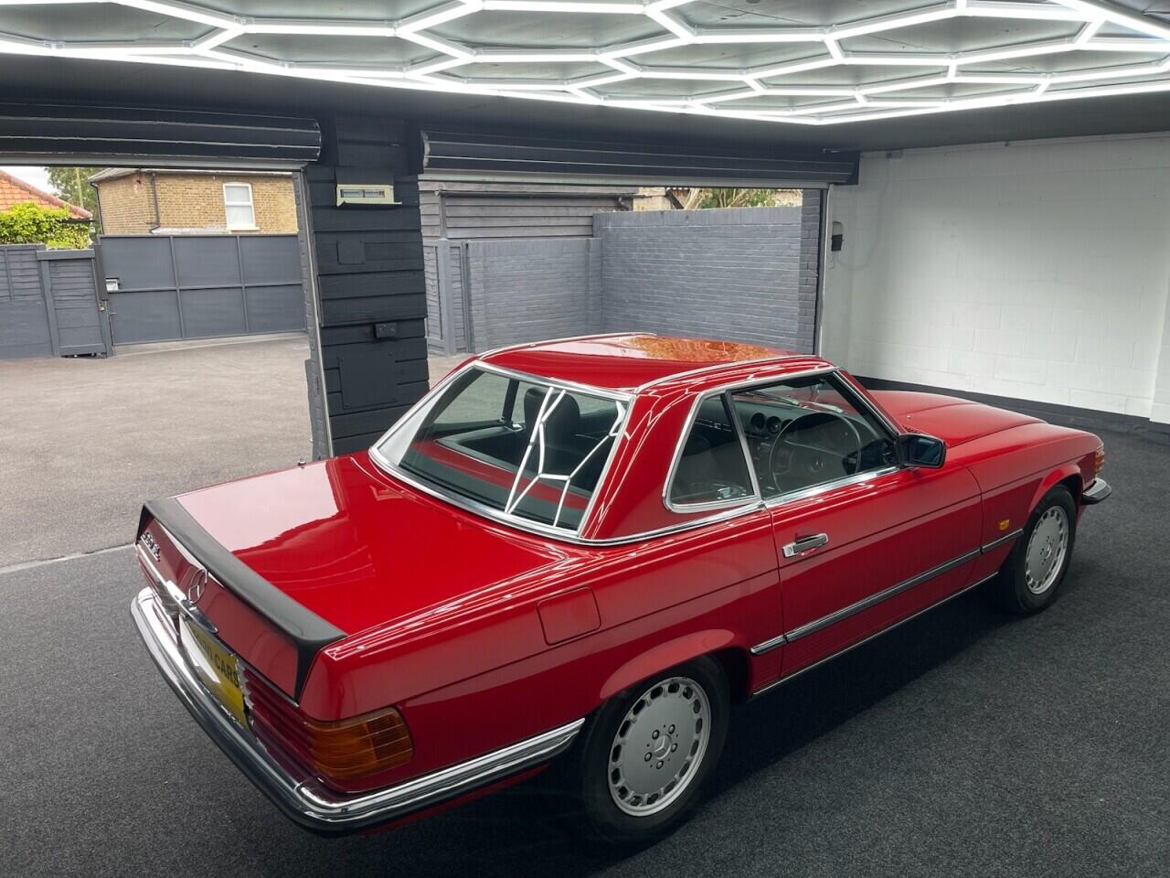 Used Mercedes-Benz SL for sale - 77723936: Photo 32