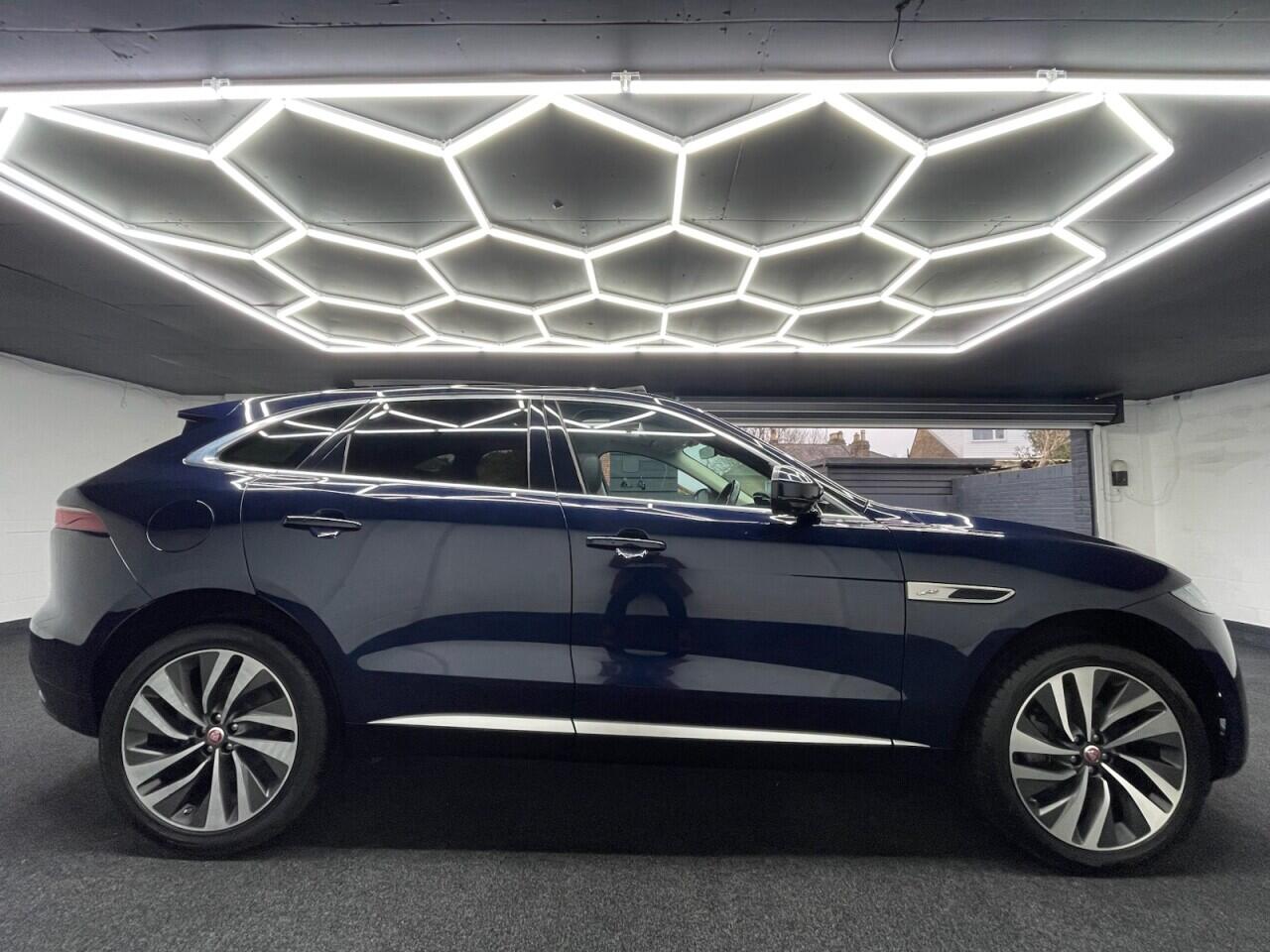 Used Jaguar F-Pace 2021 for sale - 77029567: Photo 3