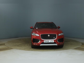 Used Jaguar F-Pace 2016 for sale - 76666703: Photo