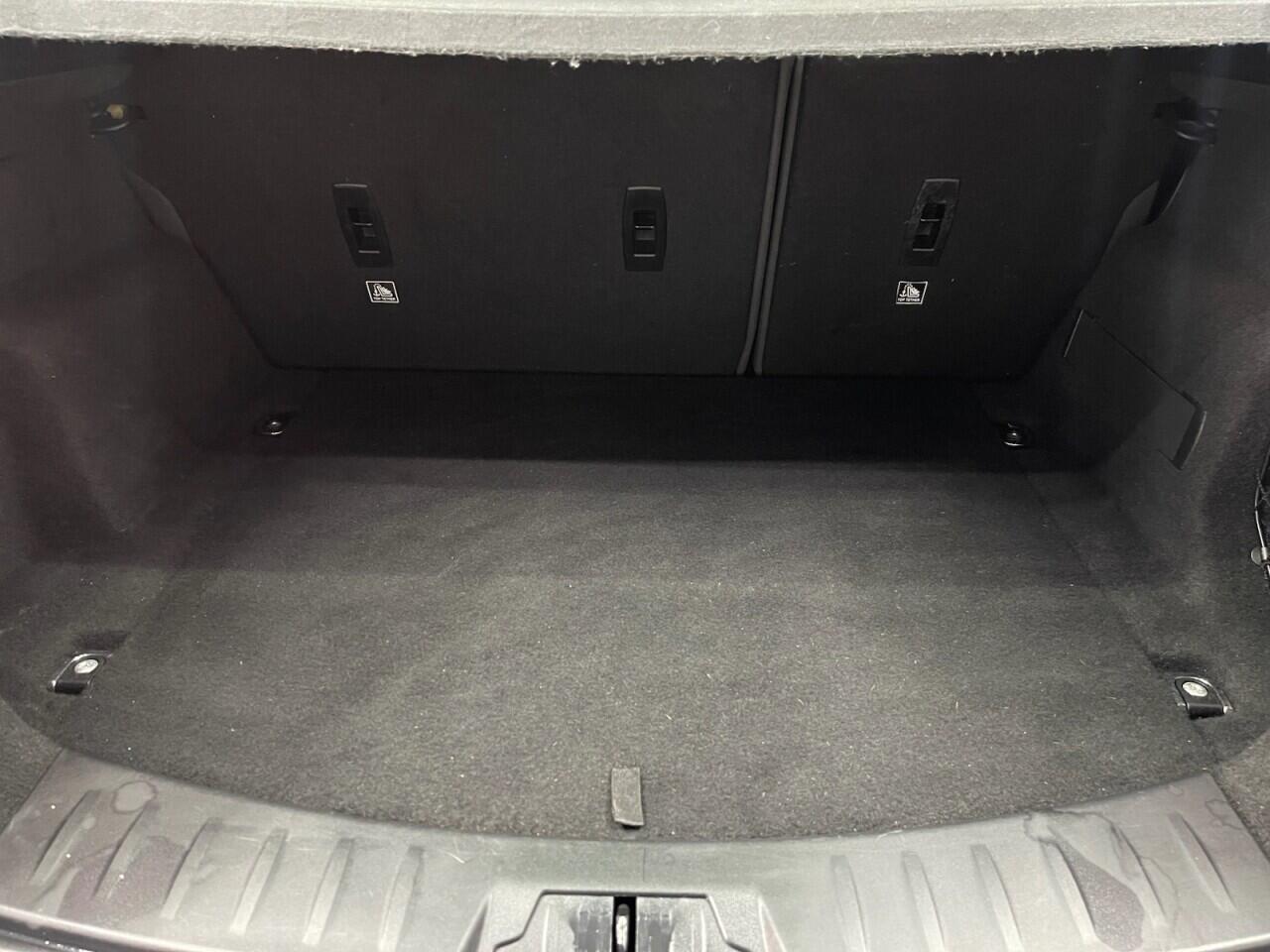 Used Jaguar E-Pace 2018 for sale - 76635434: Photo 27