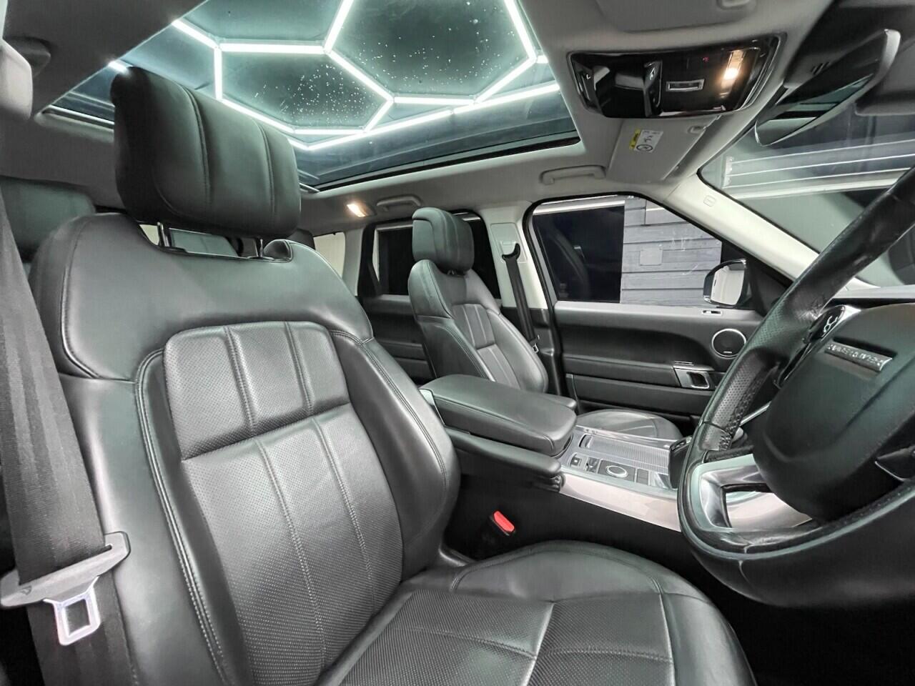 Used Land Rover Range Rover Sport 2019 for sale - 76771675: Photo 4