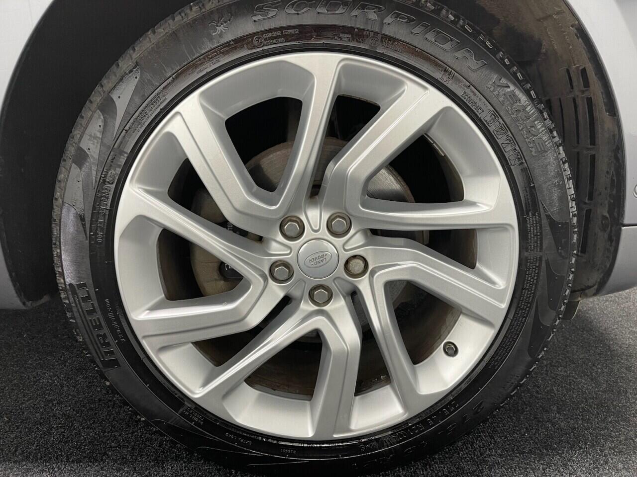 Used Land Rover Range Rover Sport 2019 for sale - 76771675: Photo 5