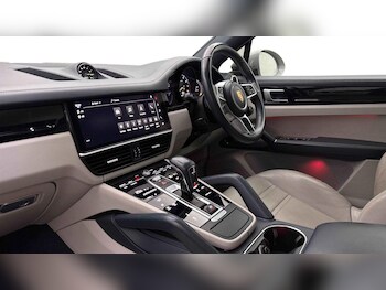 Used Porsche Cayenne 2021 for sale - 79291816: Photo