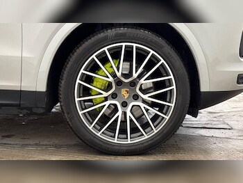 Used Porsche Cayenne 2021 for sale - 79291816: Photo