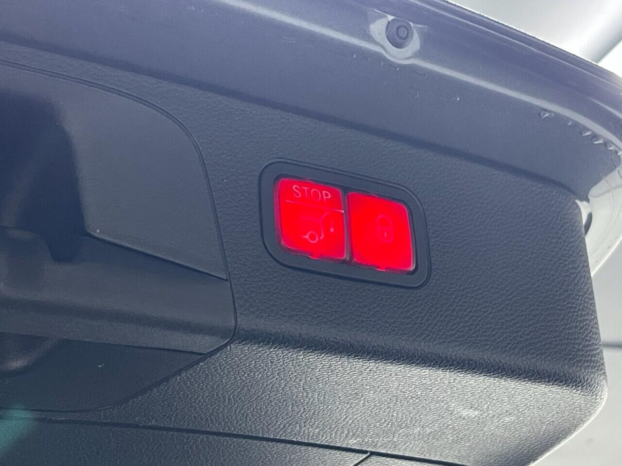 Used Mercedes-Benz GLC 2020 for sale - 76635418: Photo 31