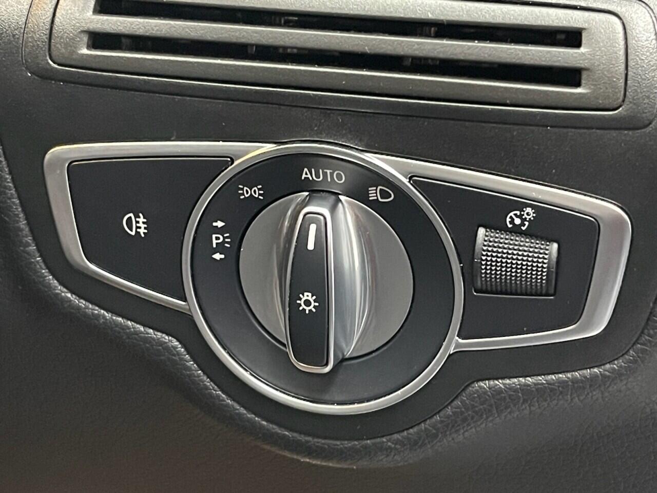 Used Mercedes-Benz GLC 2020 for sale - 76635418: Photo 43