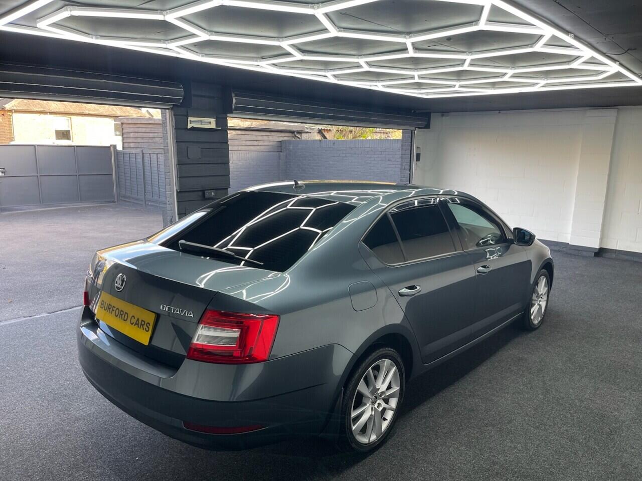 Used Skoda Octavia 2020 for sale - 76635420: Photo 3