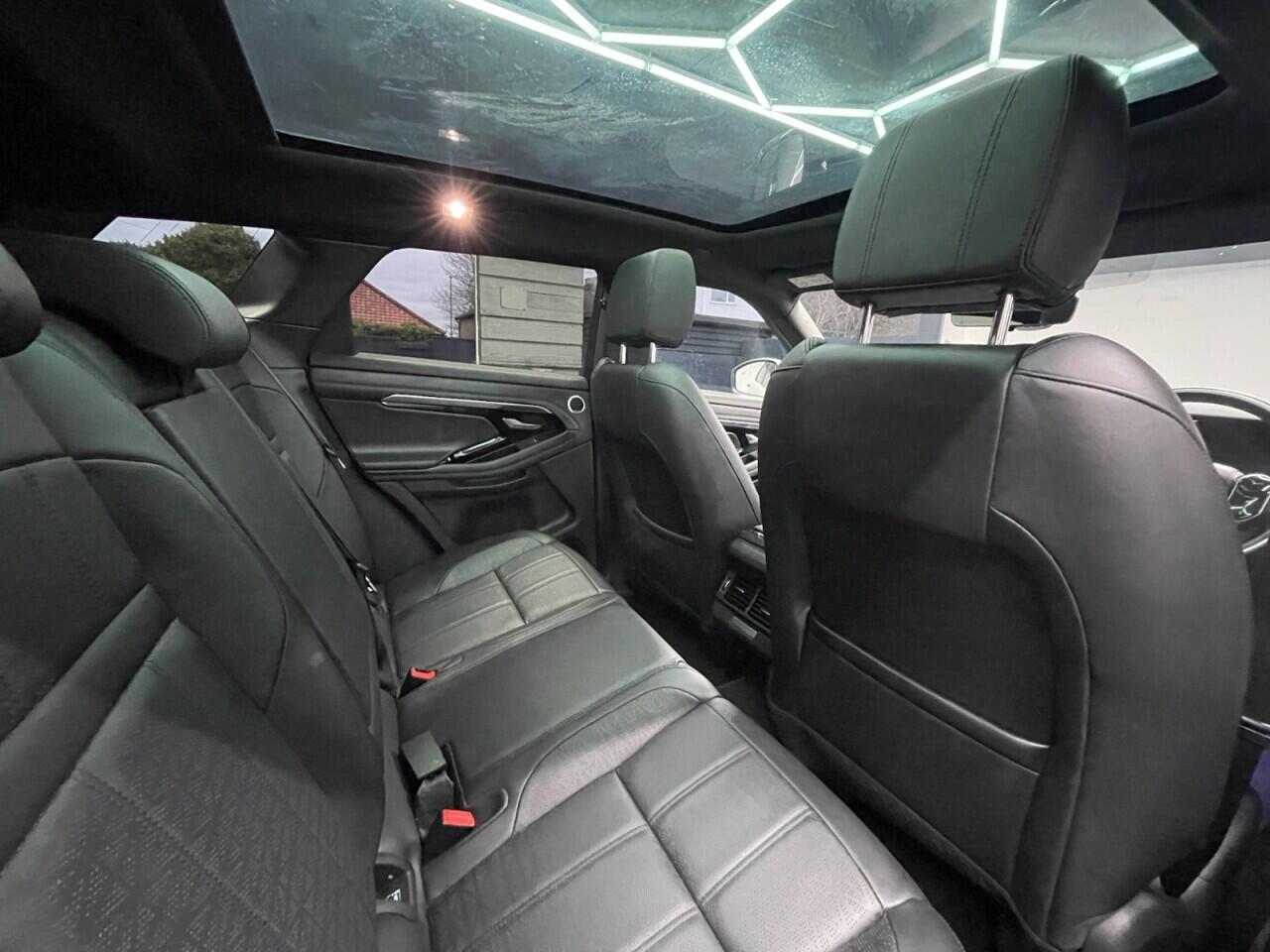 Used Land Rover Range Rover Evoque 2019 for sale - 77524317: Photo 32