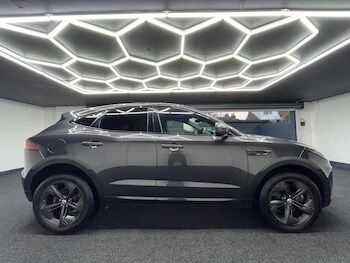 Used Jaguar E-Pace 2021 for sale - 76632859: Photo