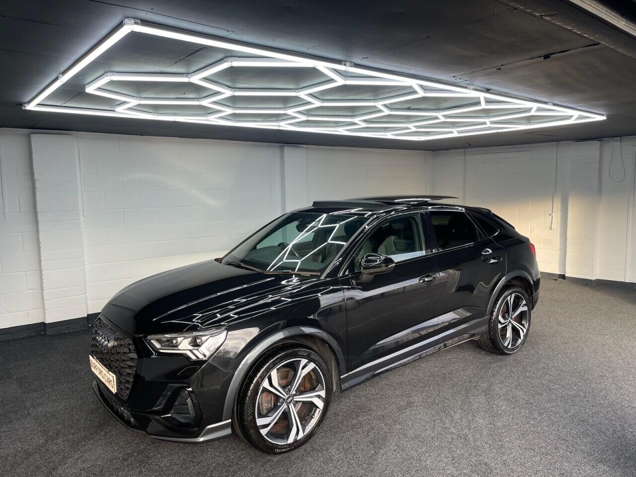 Used Audi Q3 2019 for sale - 76635433: Photo 16