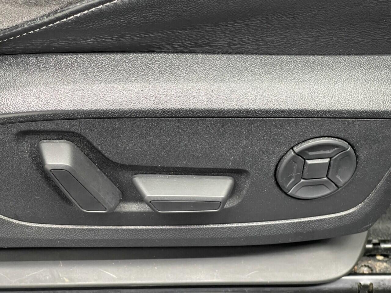 Used Audi Q3 2019 for sale - 76635433: Photo 36