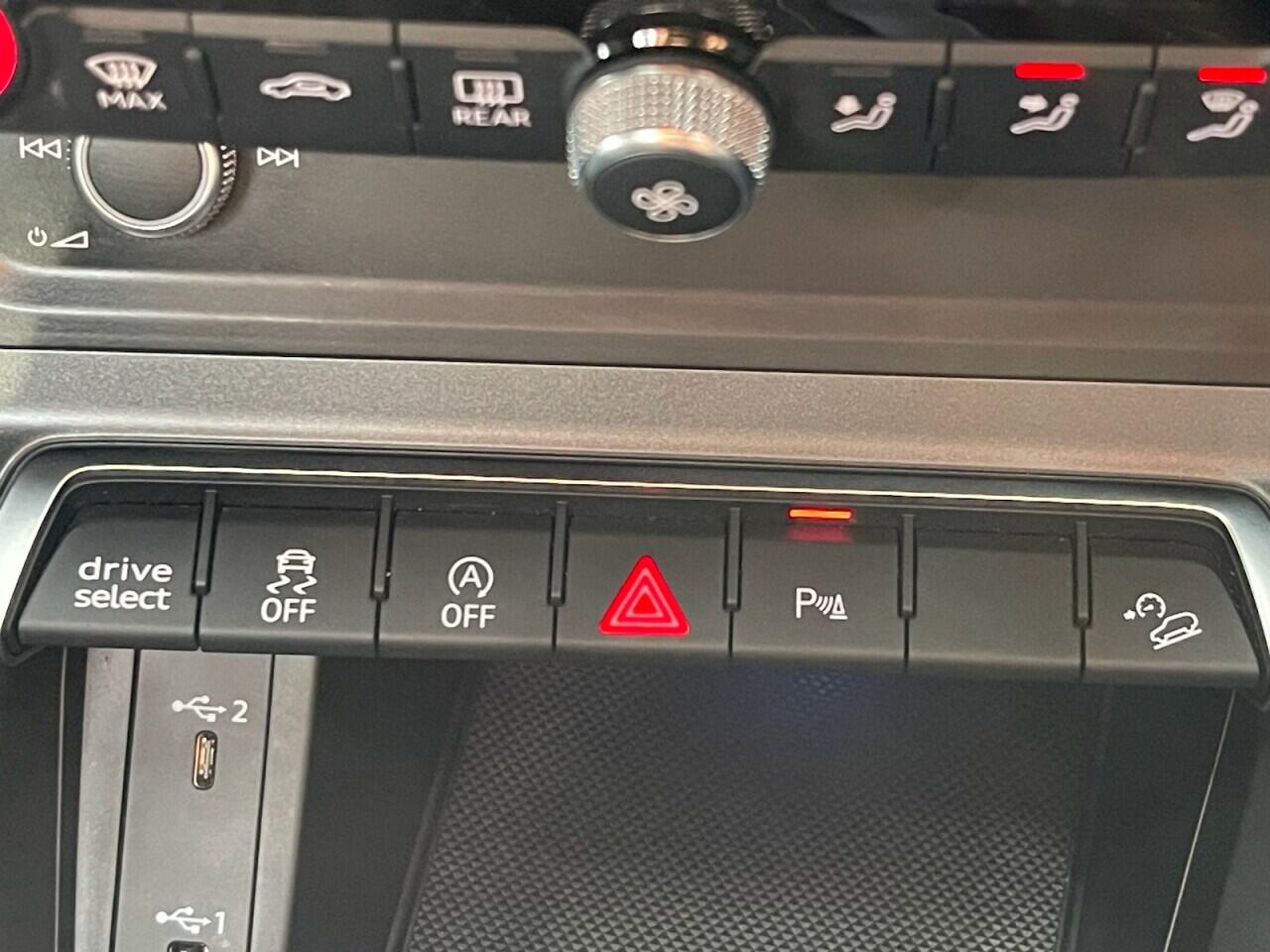 Used Audi Q3 2019 for sale - 76635433: Photo 46