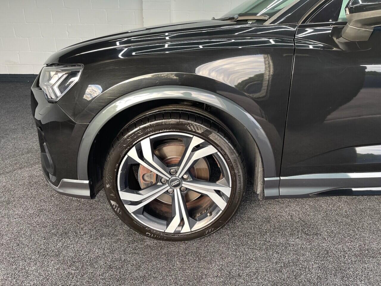 Used Audi Q3 2019 for sale - 76635433: Photo 7