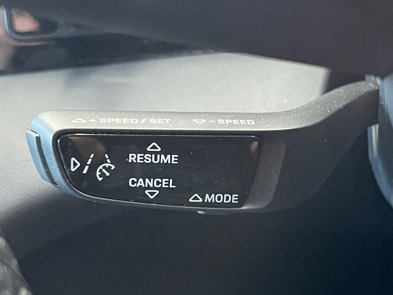 Used Porsche Taycan 2022 for sale - 78157204: Photo 39