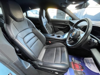 Used Porsche Taycan 2022 for sale - 78157204: Photo