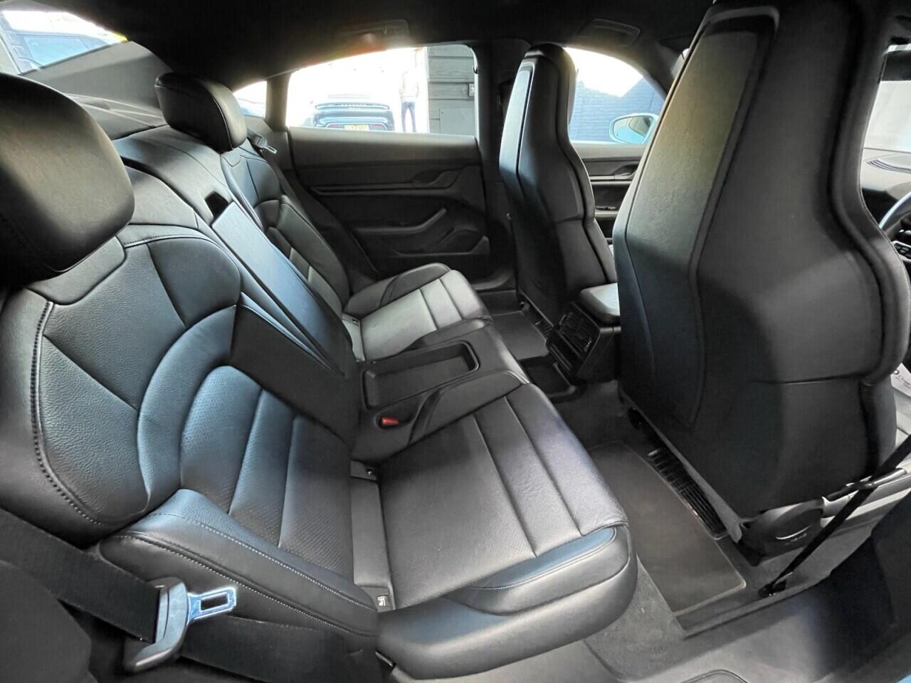 Used Porsche Taycan 2022 for sale - 78157204: Photo 9