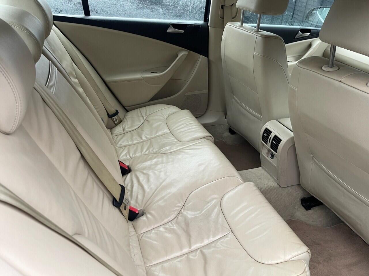 Used Volkswagen Passat 2009 for sale - 77351595: Photo 10