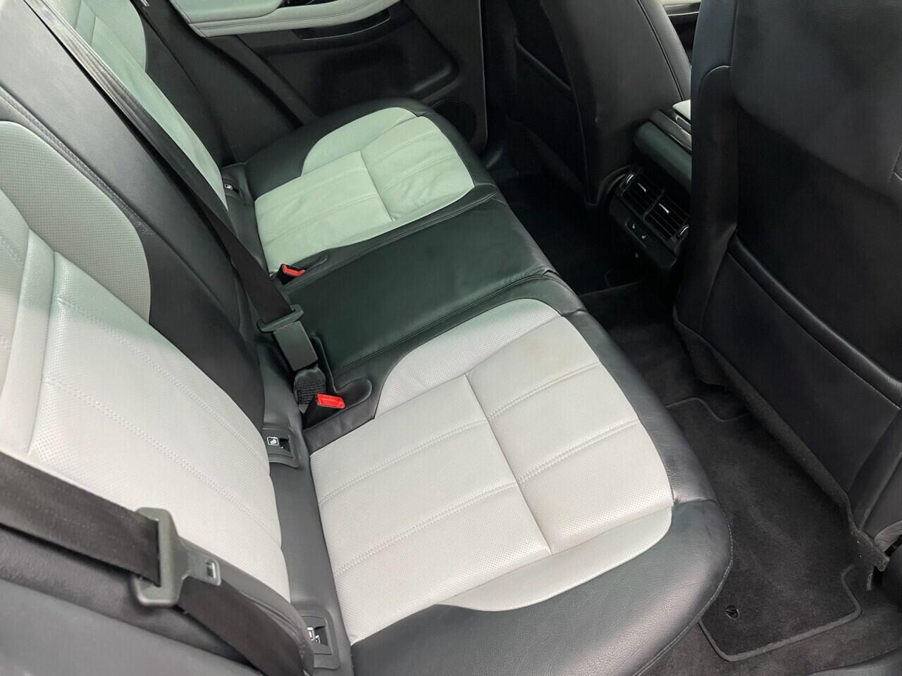 Used Land Rover Range Rover Evoque 2019 for sale - 76975880: Photo 30