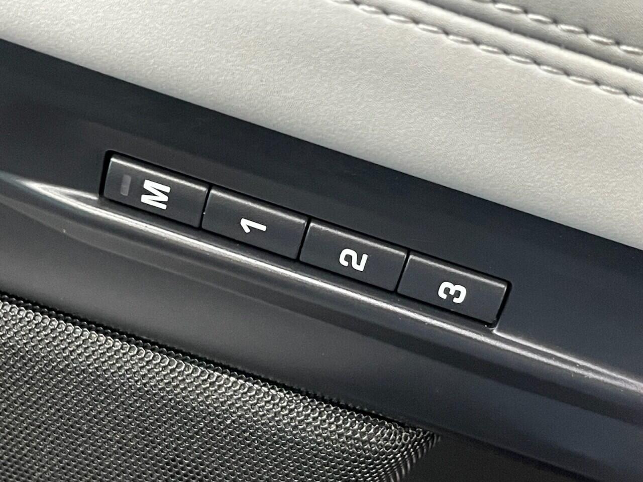 Used Land Rover Range Rover Evoque 2019 for sale - 76975880: Photo 34