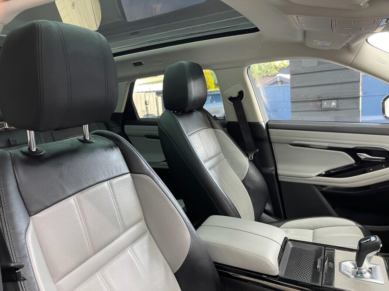 Used Land Rover Range Rover Evoque 2019 for sale - 76975880: Photo 4