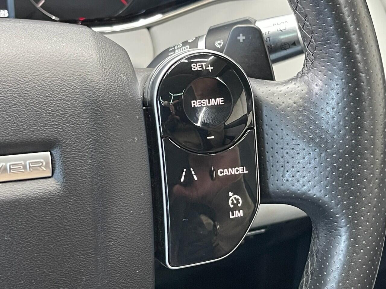 Used Land Rover Range Rover Evoque 2019 for sale - 76975880: Photo 40