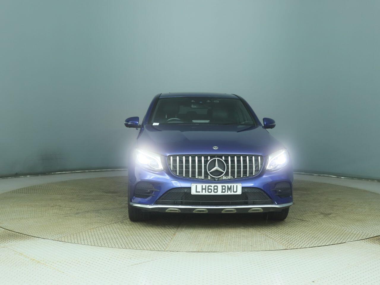 Used Mercedes-Benz GLC 2018 for sale - 76689022: Photo 2