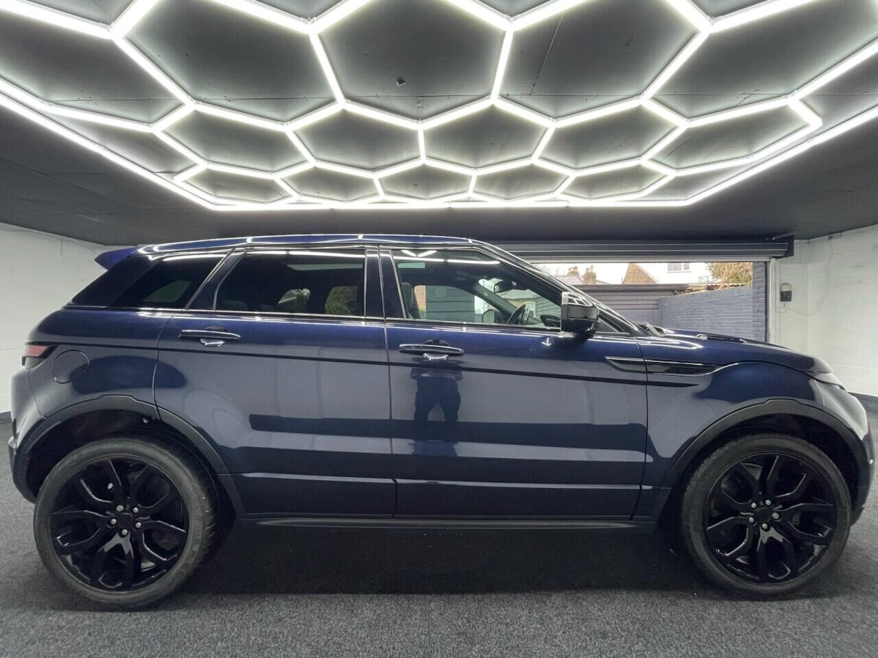 Used Land Rover Range Rover Evoque 2018 for sale - 78156570: Photo 3