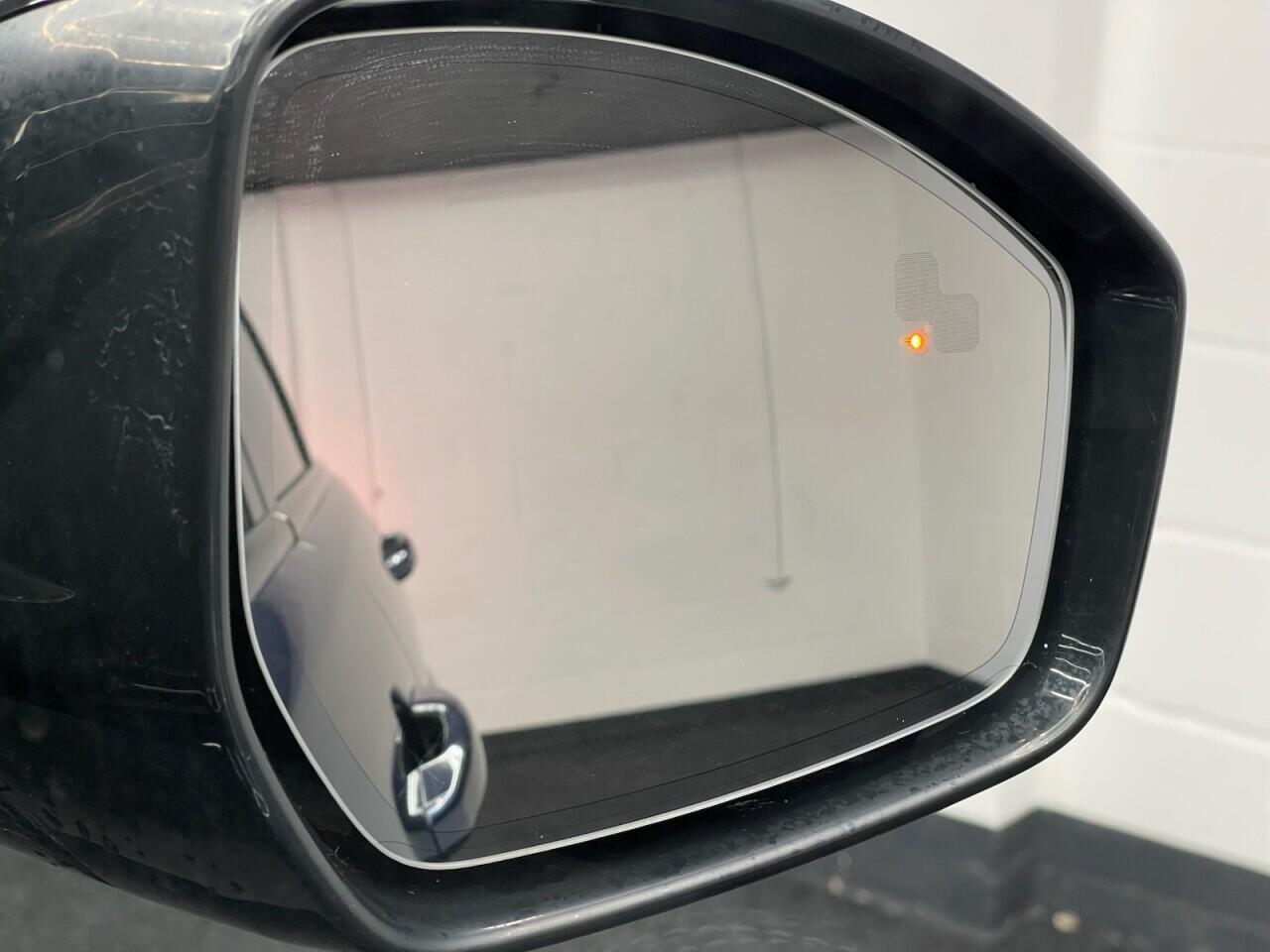 Used Land Rover Range Rover Evoque 2018 for sale - 78156570: Photo 33