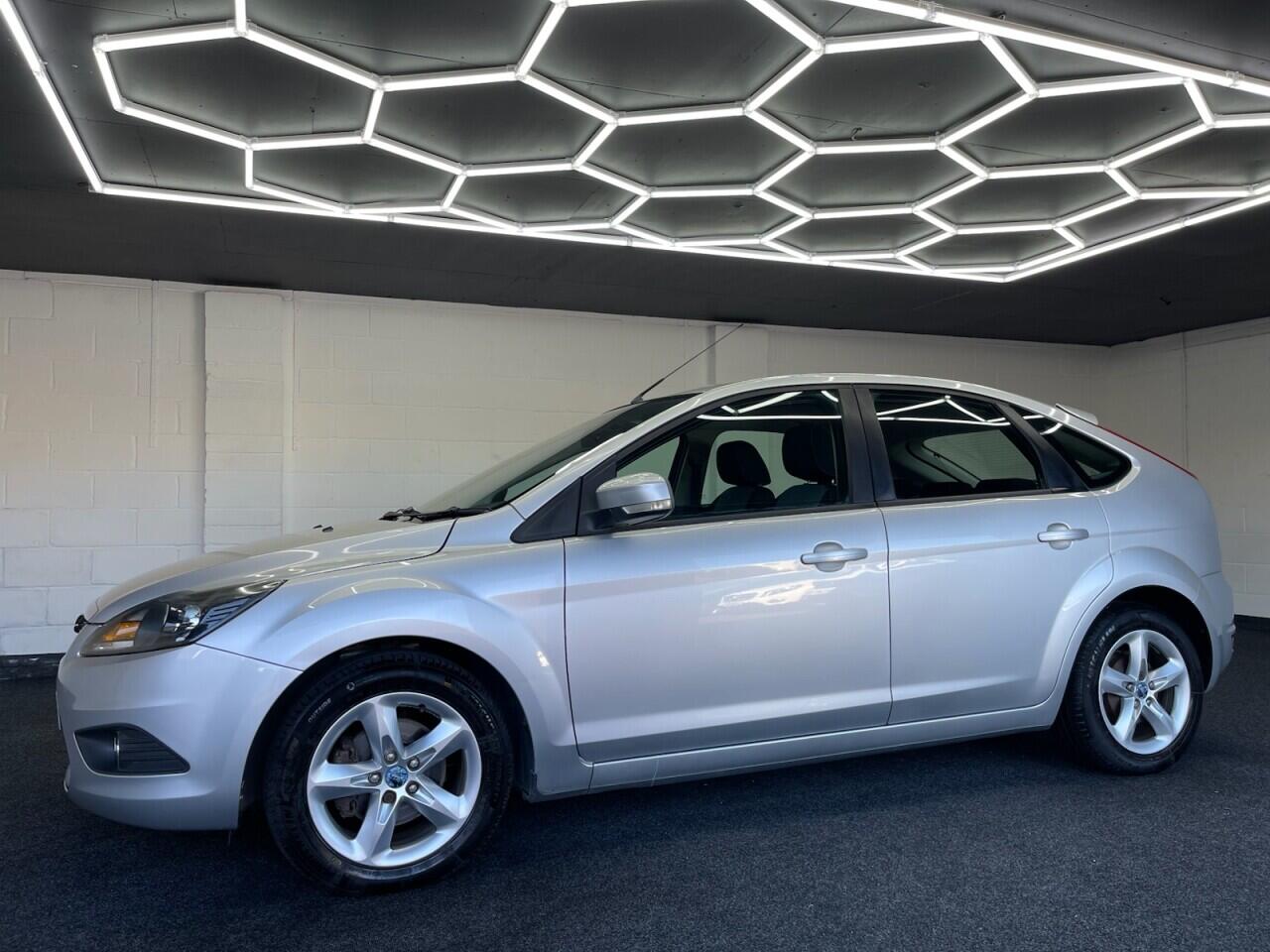 Used Ford Focus 2009 for sale - 78157123: Photo 14